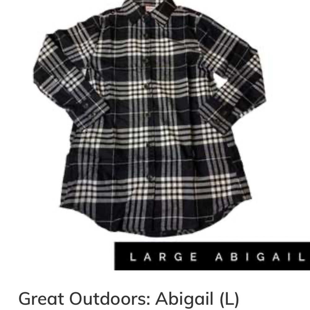 Lularoe Abigail Black& white Plaid Buttondown size L has Pockets!